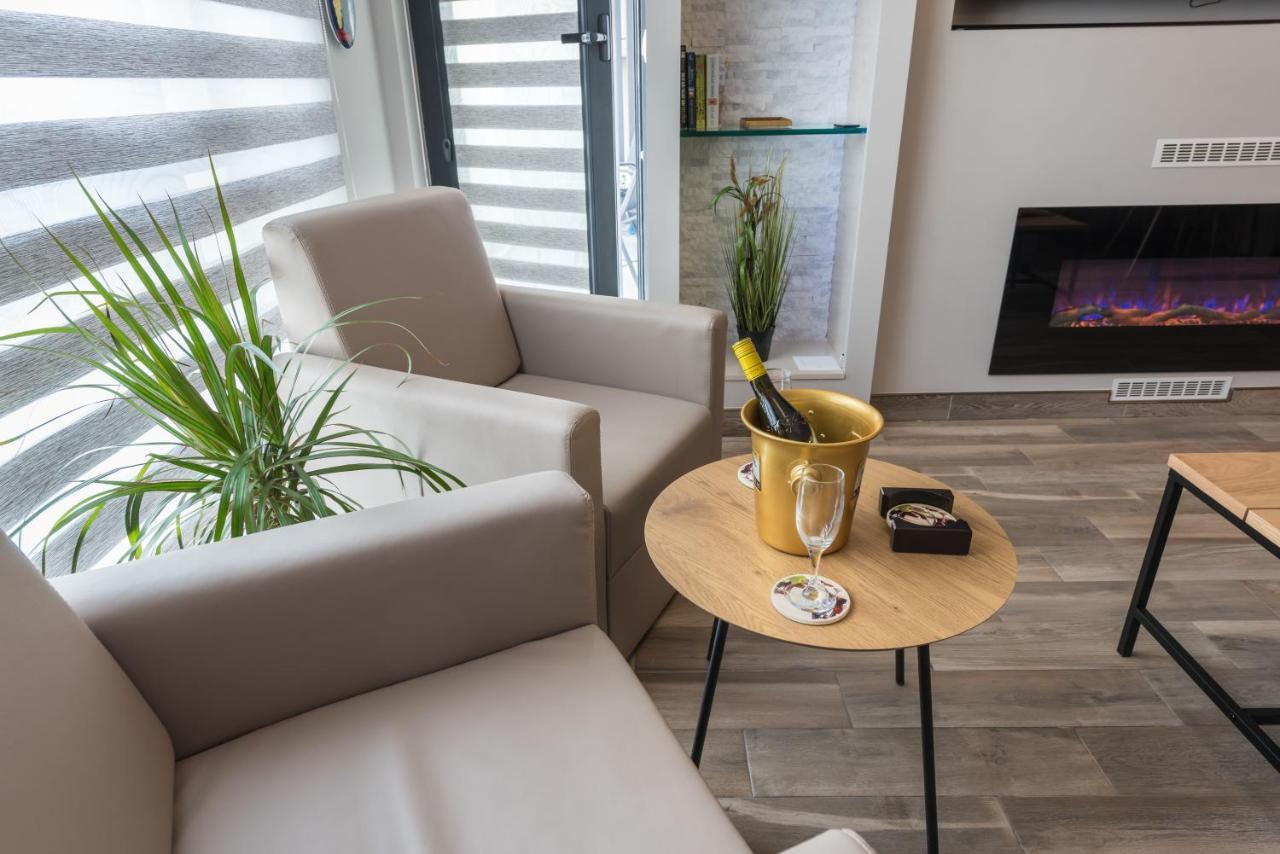 Apartment B - Lifestyle Holiday Saints Constantine and Helena Esterno foto