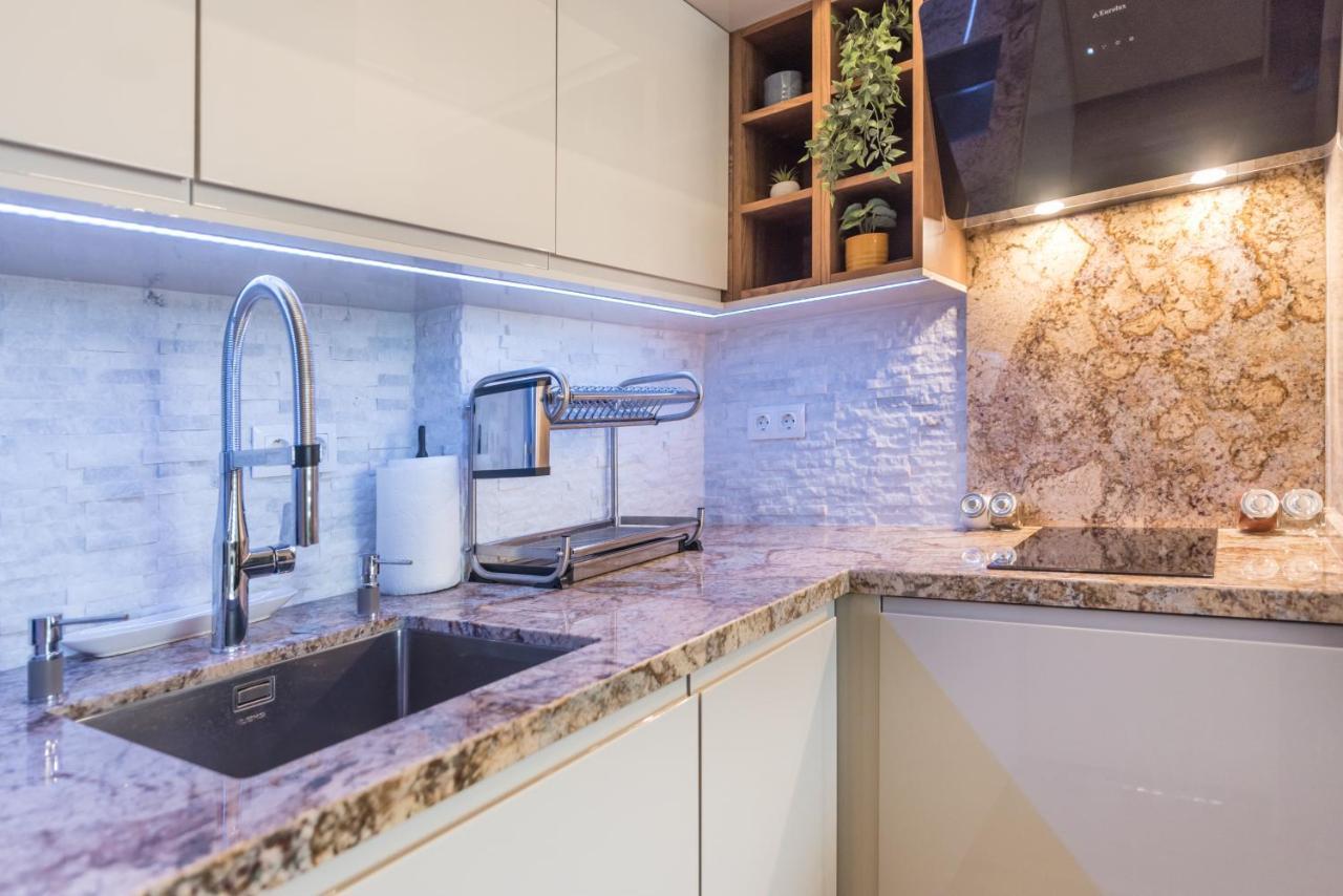 Apartment B - Lifestyle Holiday Saints Constantine and Helena Esterno foto